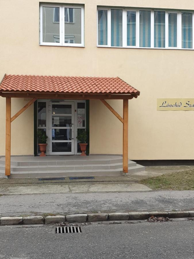 Lanchid Szallo Kecskemét Exterior photo